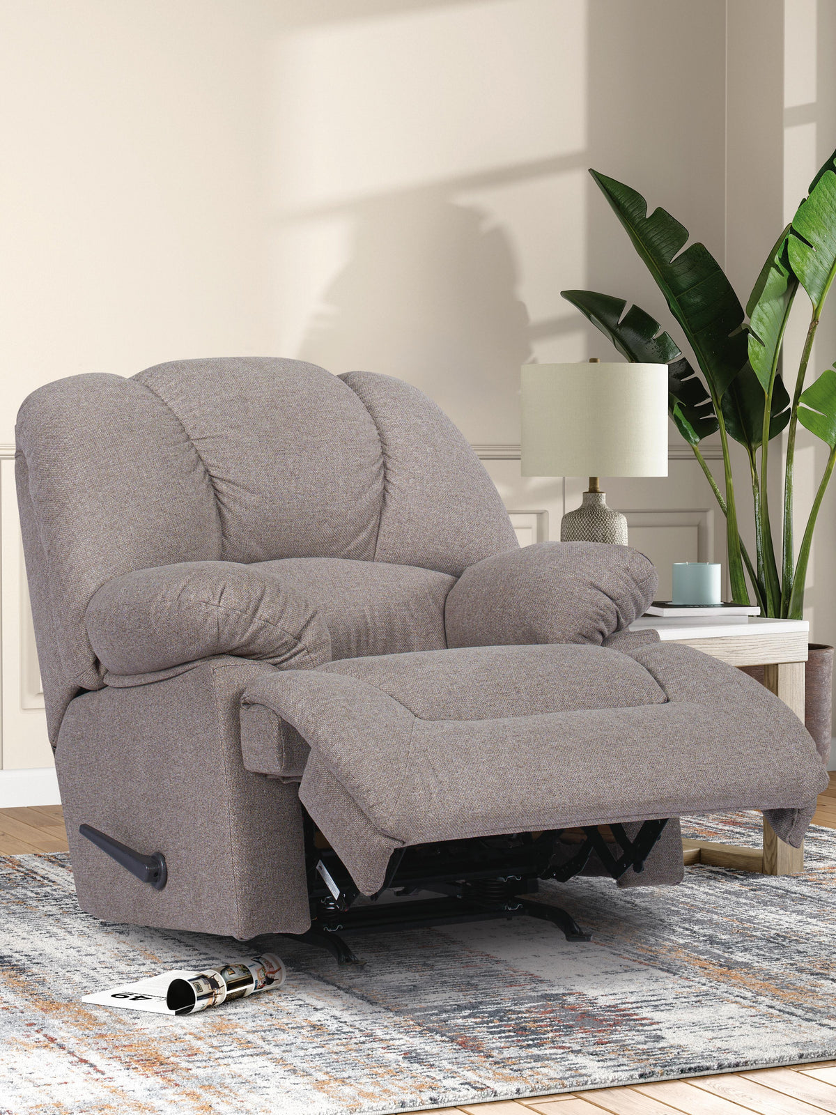 Cassimeer Recliner in Granite
