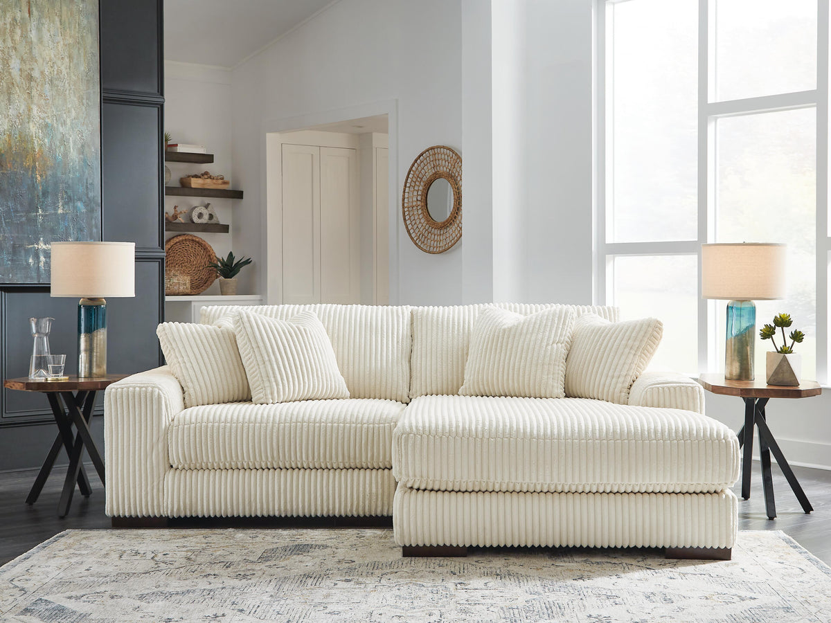 Bawley 2-Piece Sectional with Chaise in Ivory