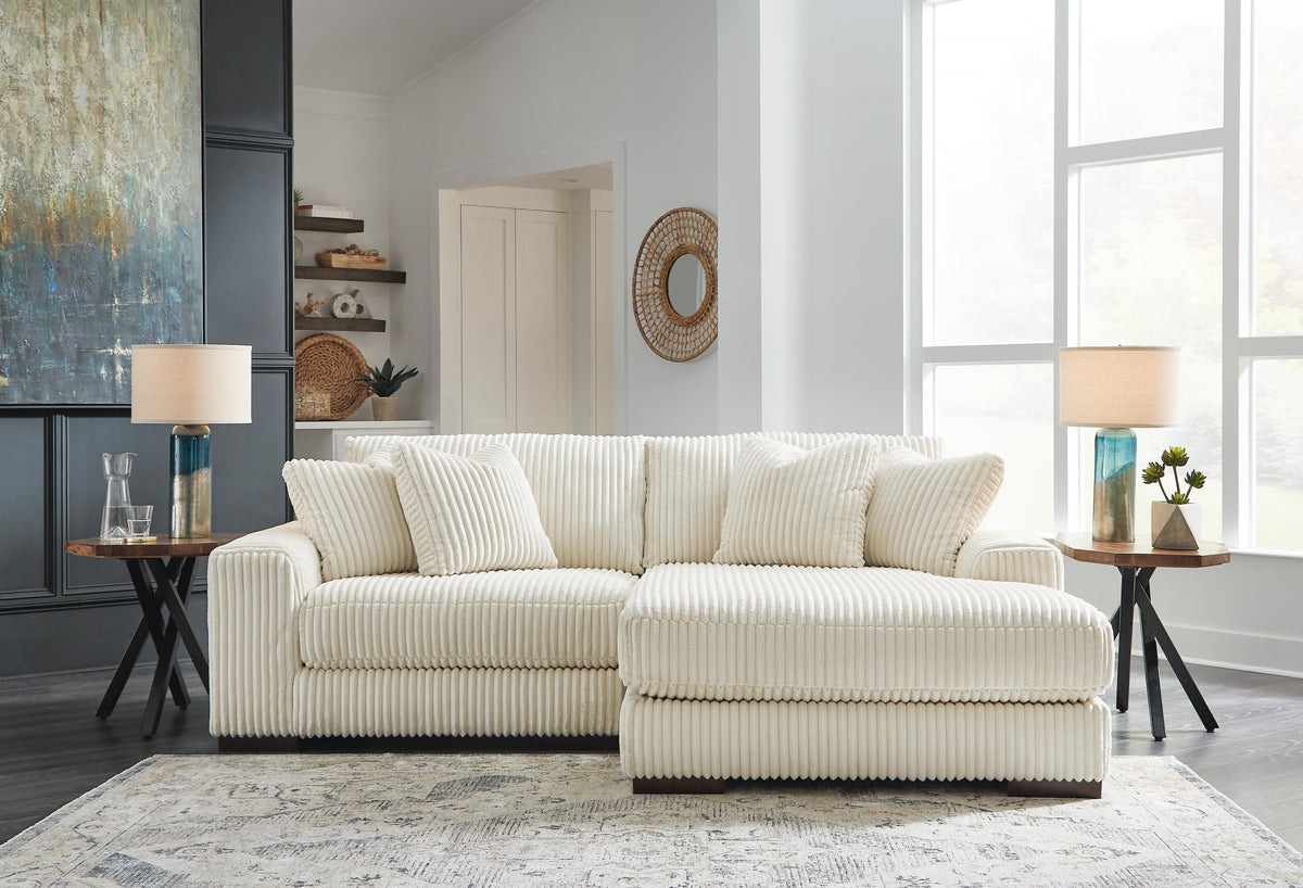 Bawley 2-Piece Sectional with Chaise in Ivory