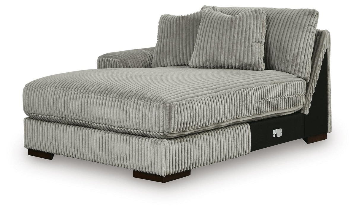 Bawley 3-Piece Sectional with Chaise in Fog