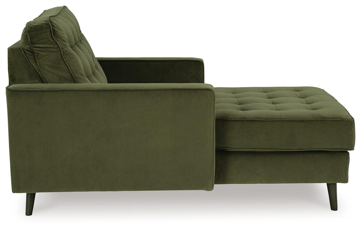 Millie Bay Chaise