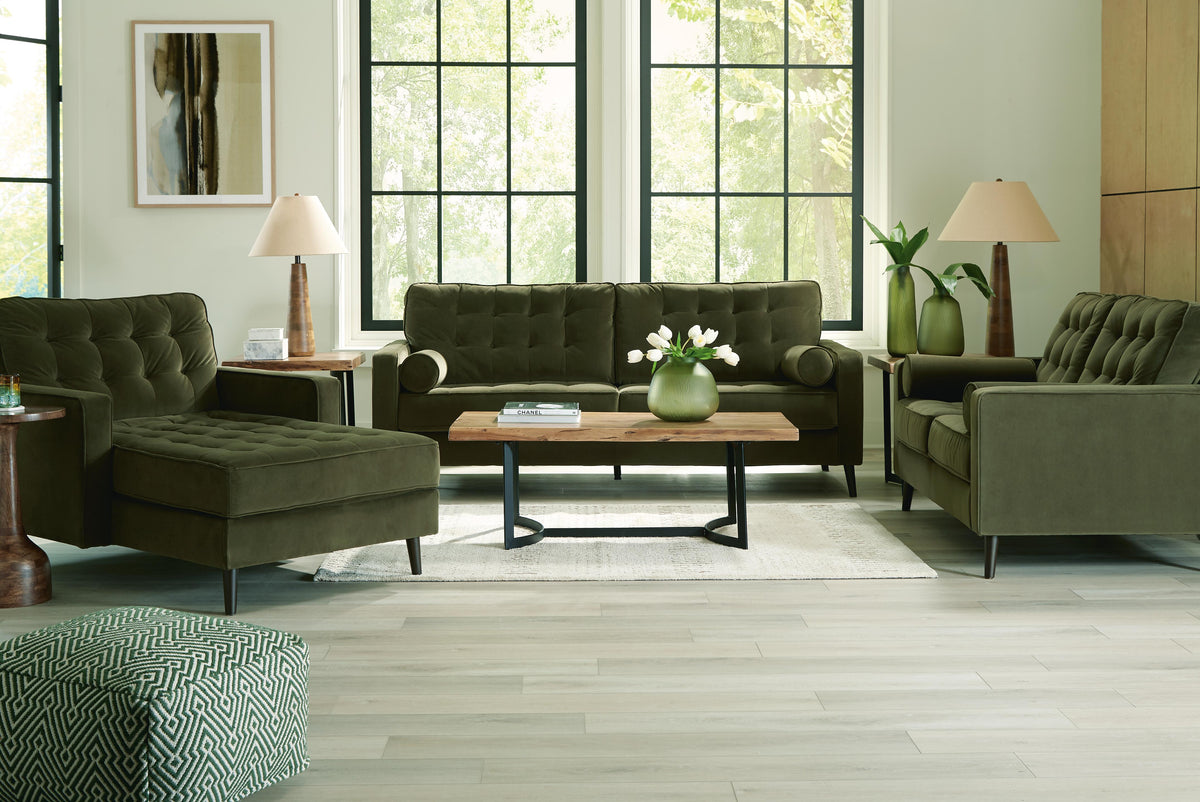 Millie Bay Chaise
