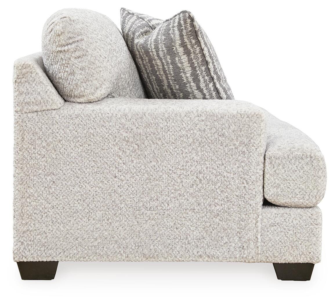 Reeve Loveseat