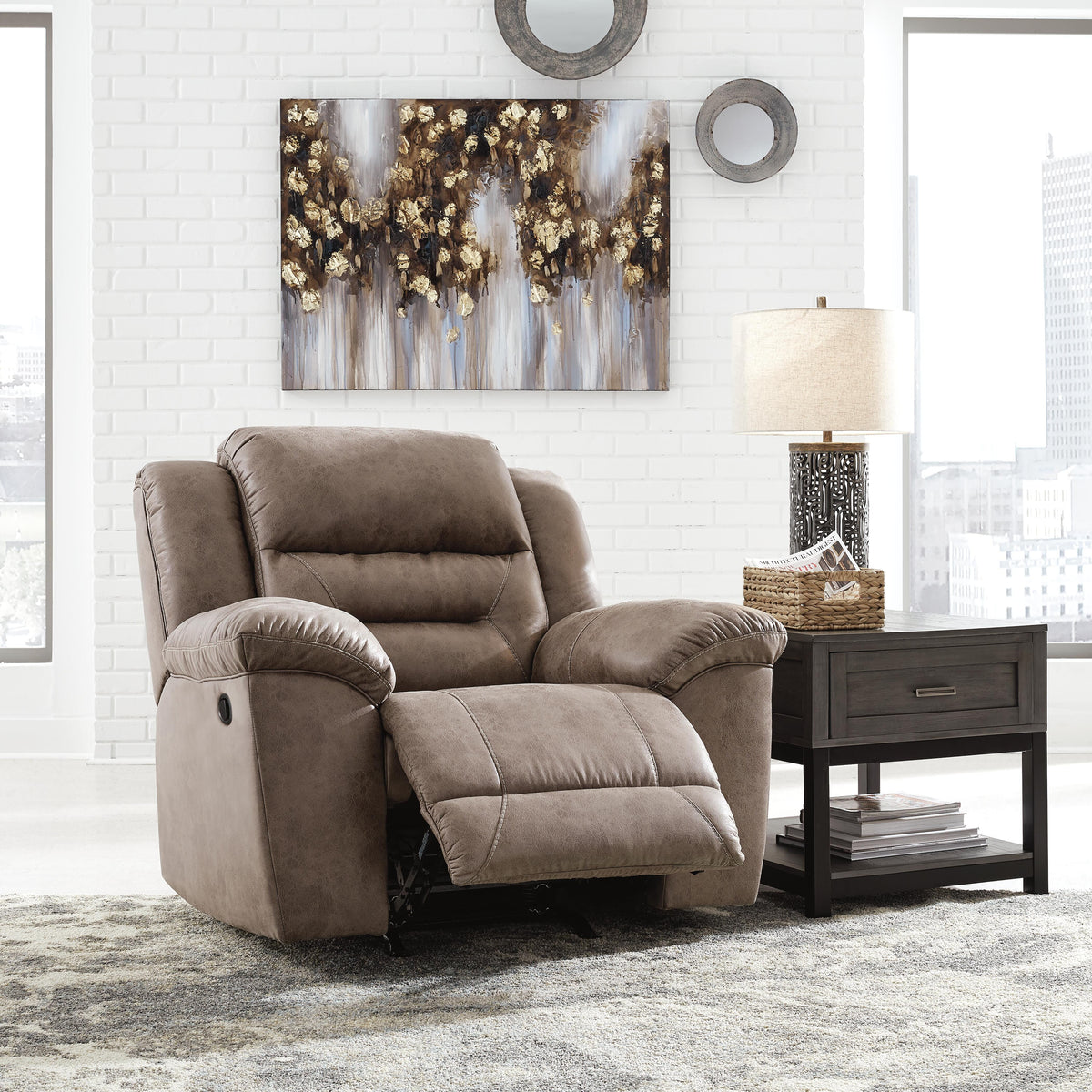 Hawthorne Recliner in Fossil