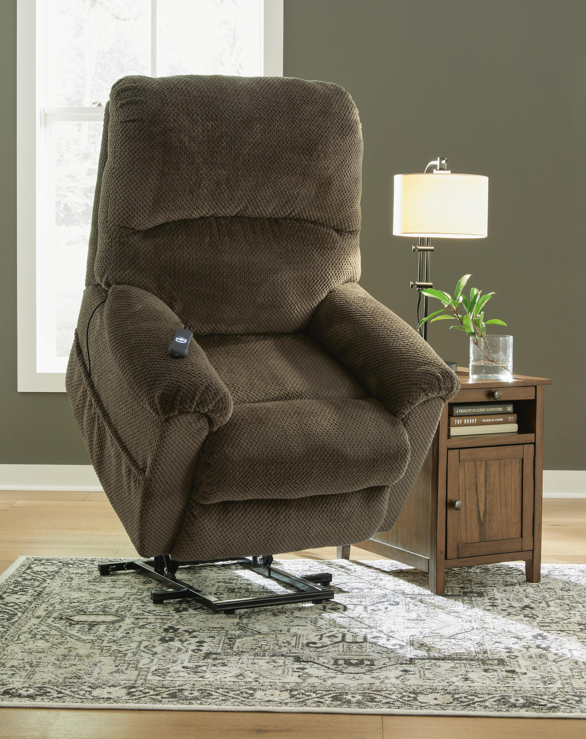 Alderfield Power Lift Recliner in Chocolate