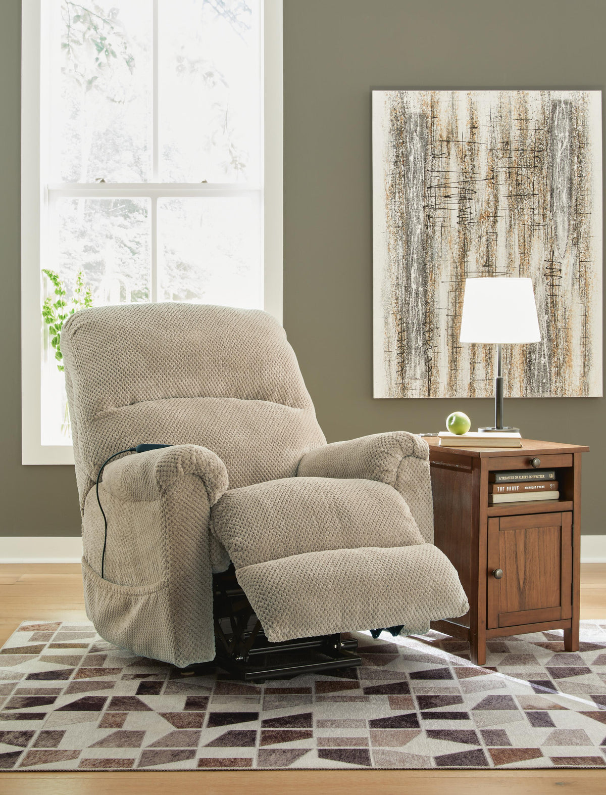 Alderfield Power Lift Recliner in Toast