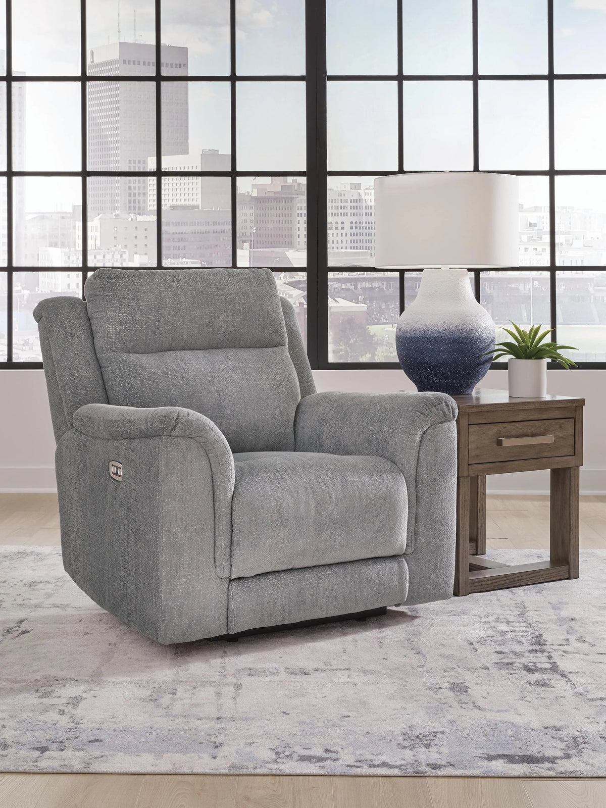 Vantra Power Recliner