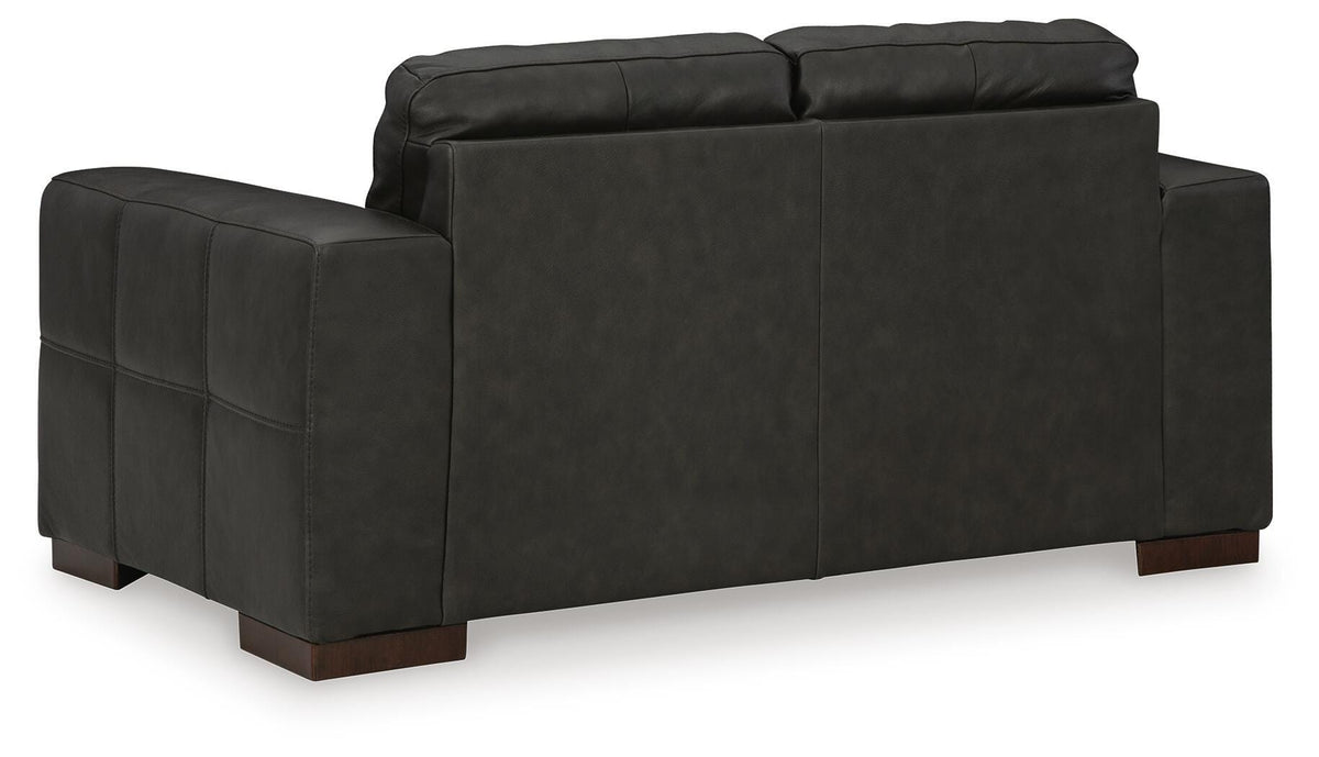 Ironvale Bay Loveseat