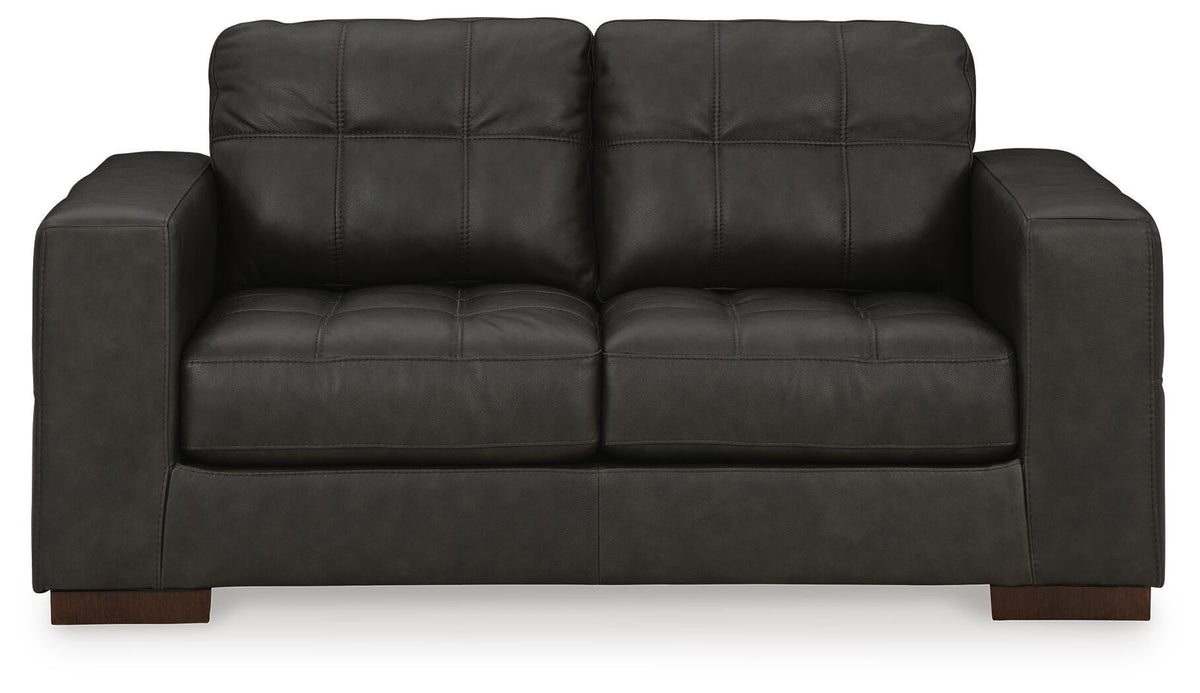 Ironvale Bay Loveseat