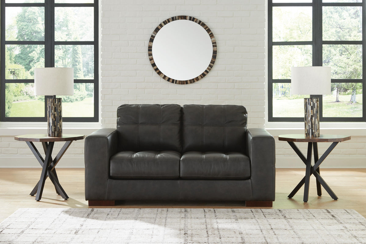Ironvale Bay Loveseat