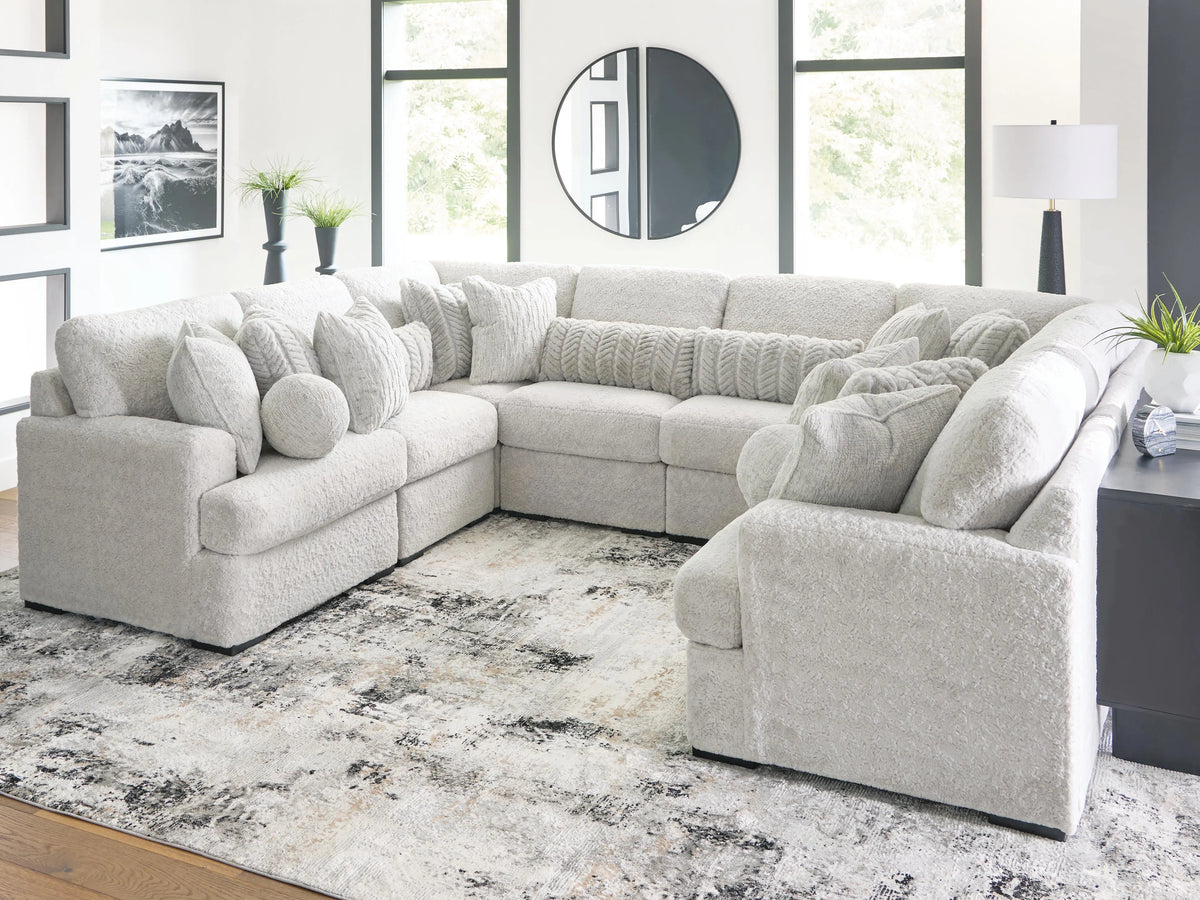 Halcy 8-Piece Sectional