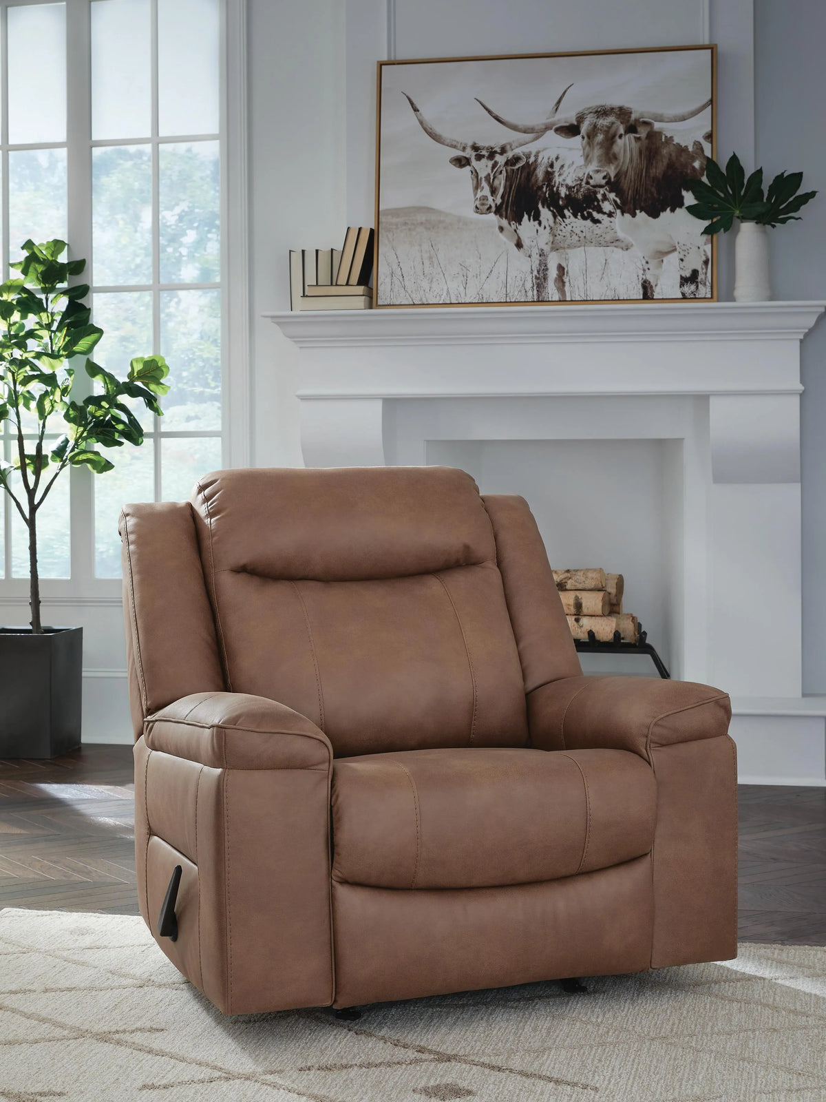 Orbit Bay Recliner in Caramel