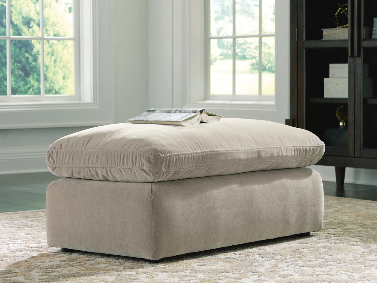 Nell Ottoman
