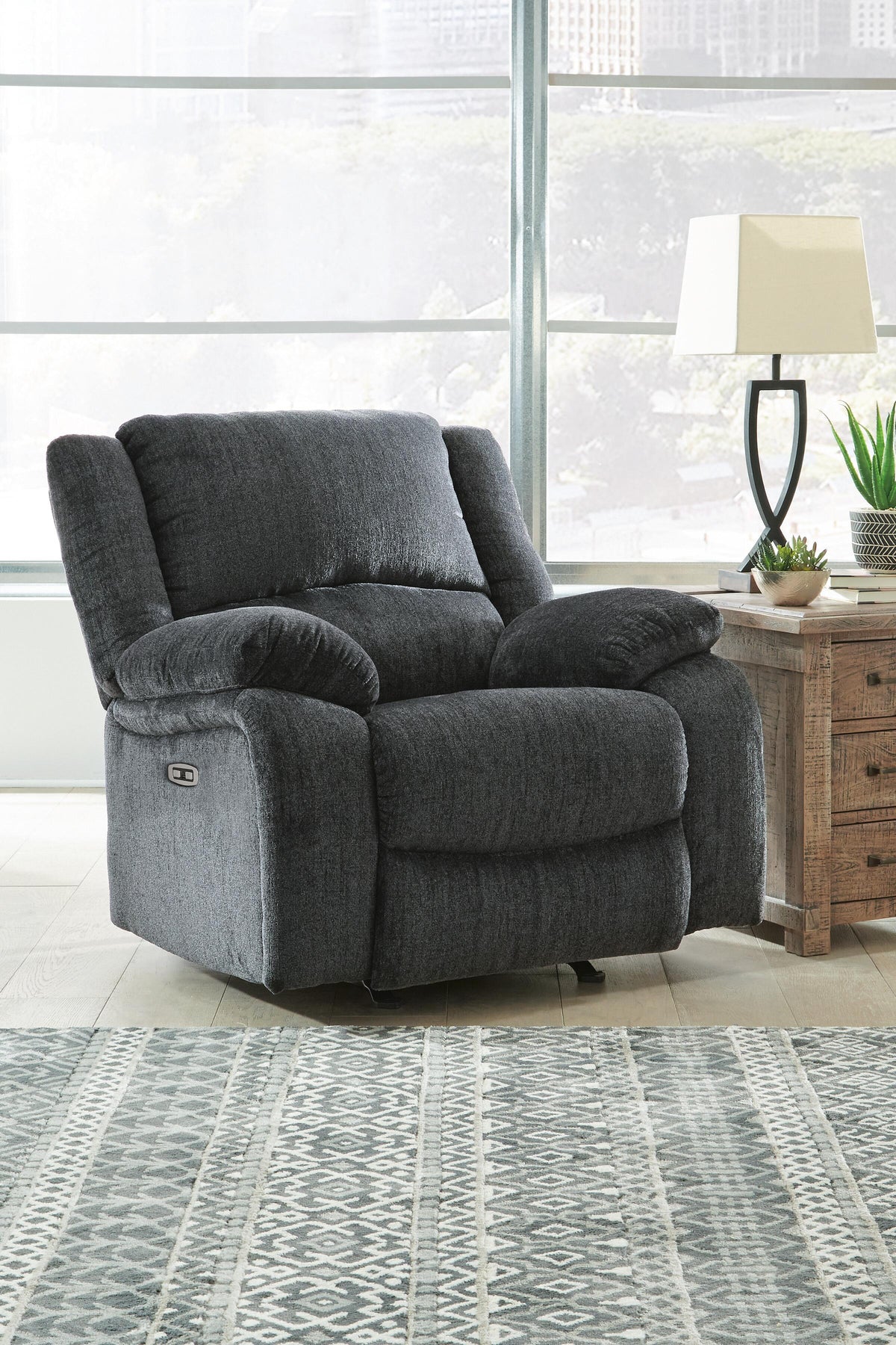 Vantor Power Recliner