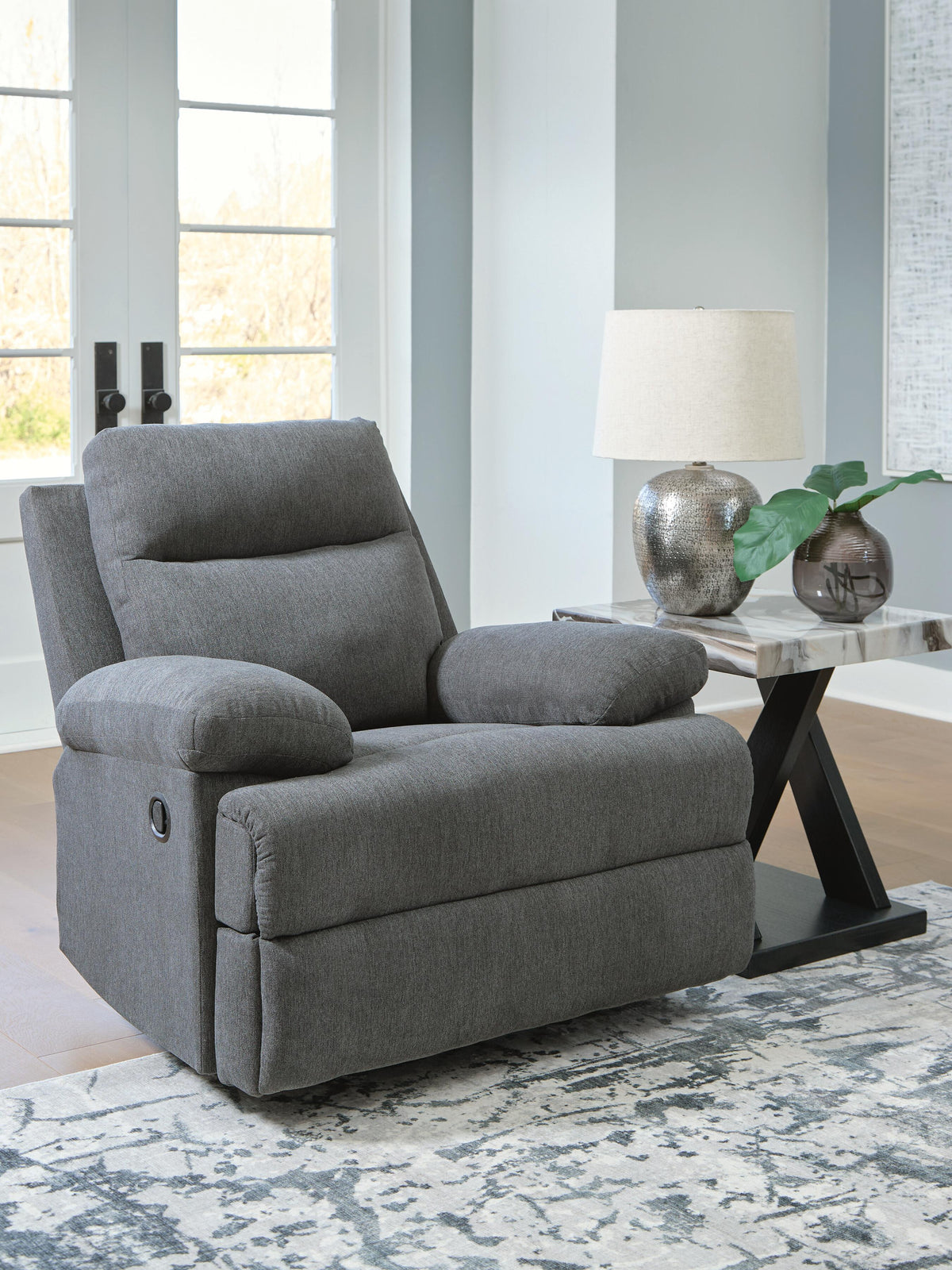 Verrin Recliner in Charcoal