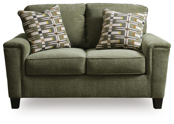 Wrenley Loveseat