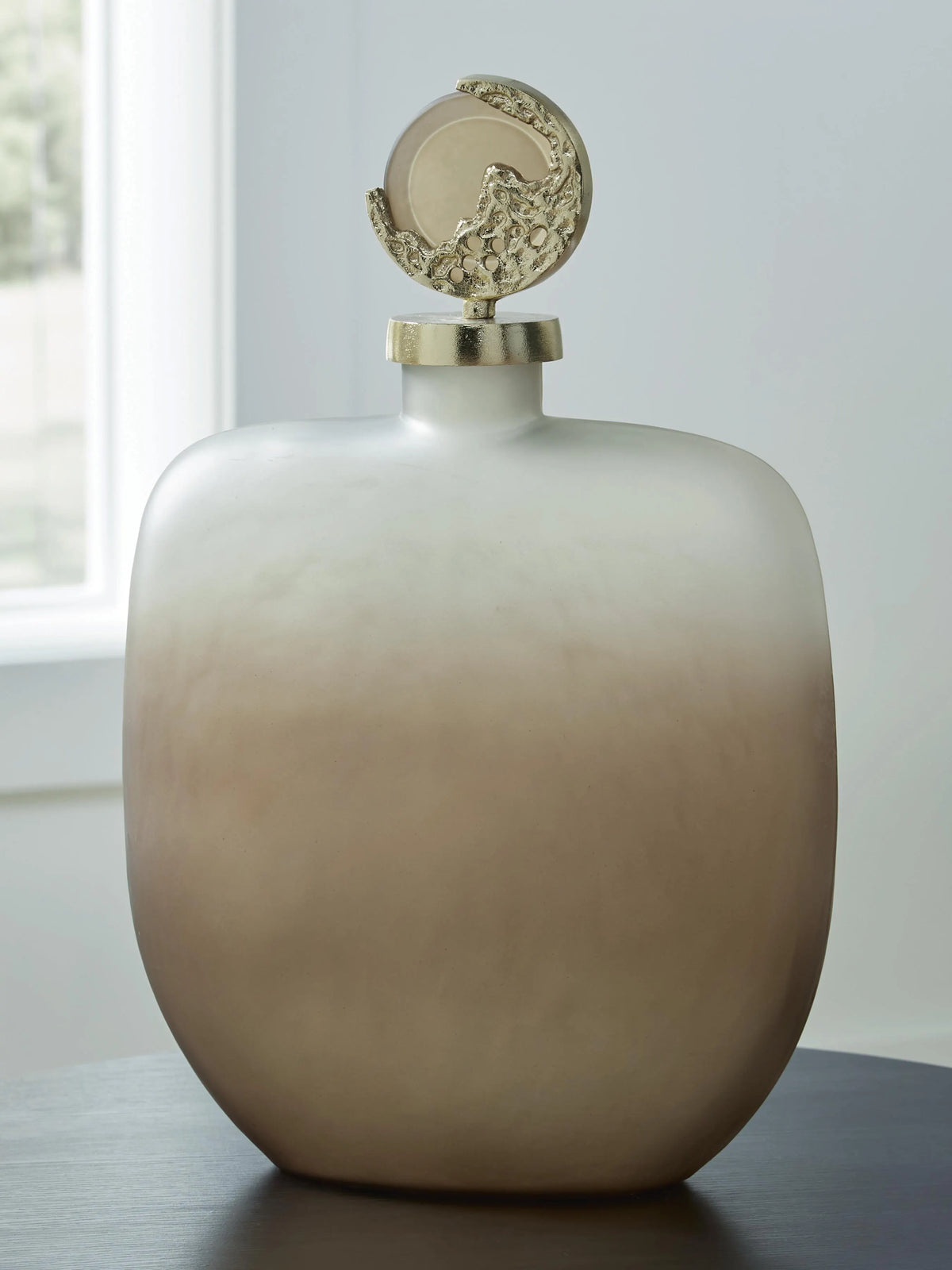 Aurelia Cross Jar II