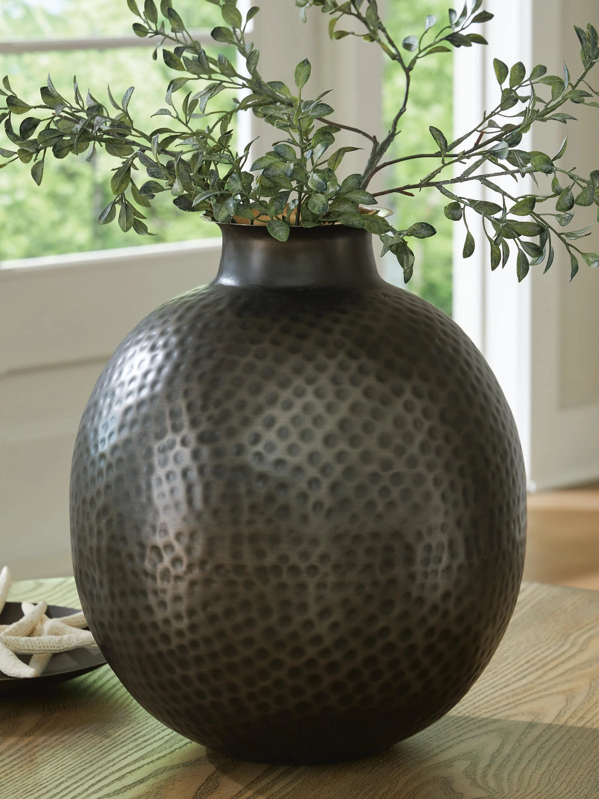 Averelle Vase