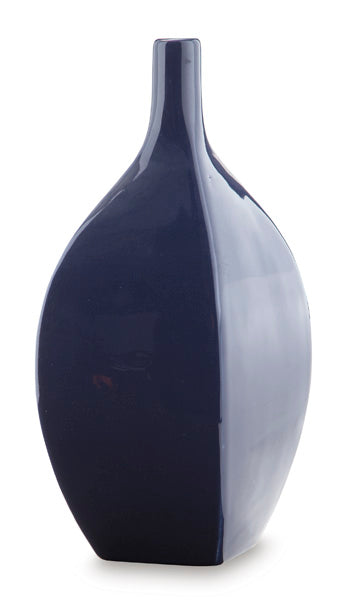 Narooma Vale Vase II