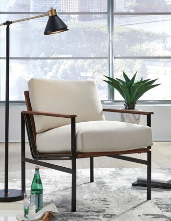 Valcourt Bay Accent Chair