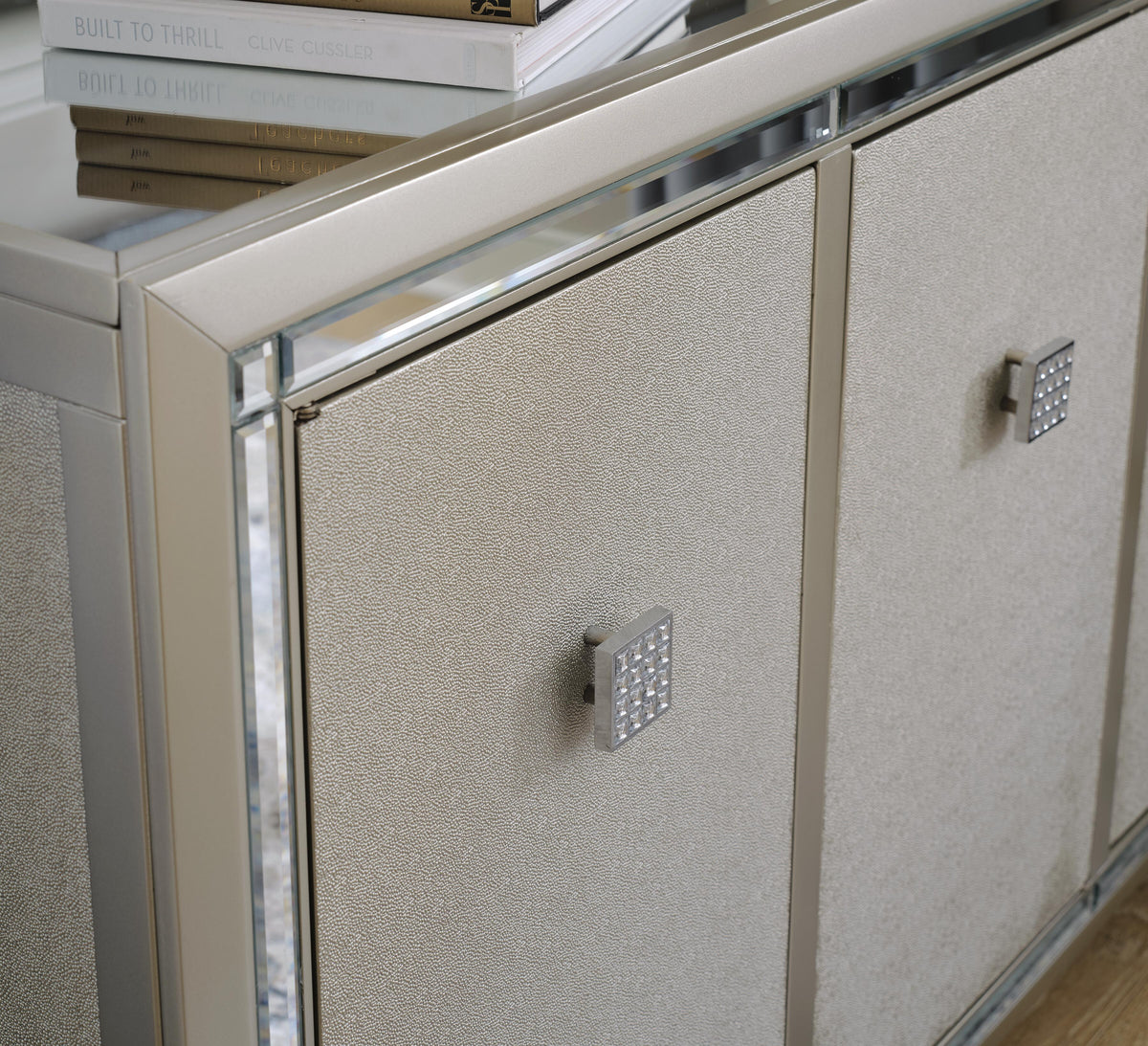 Solene Bay Accent Cabinet