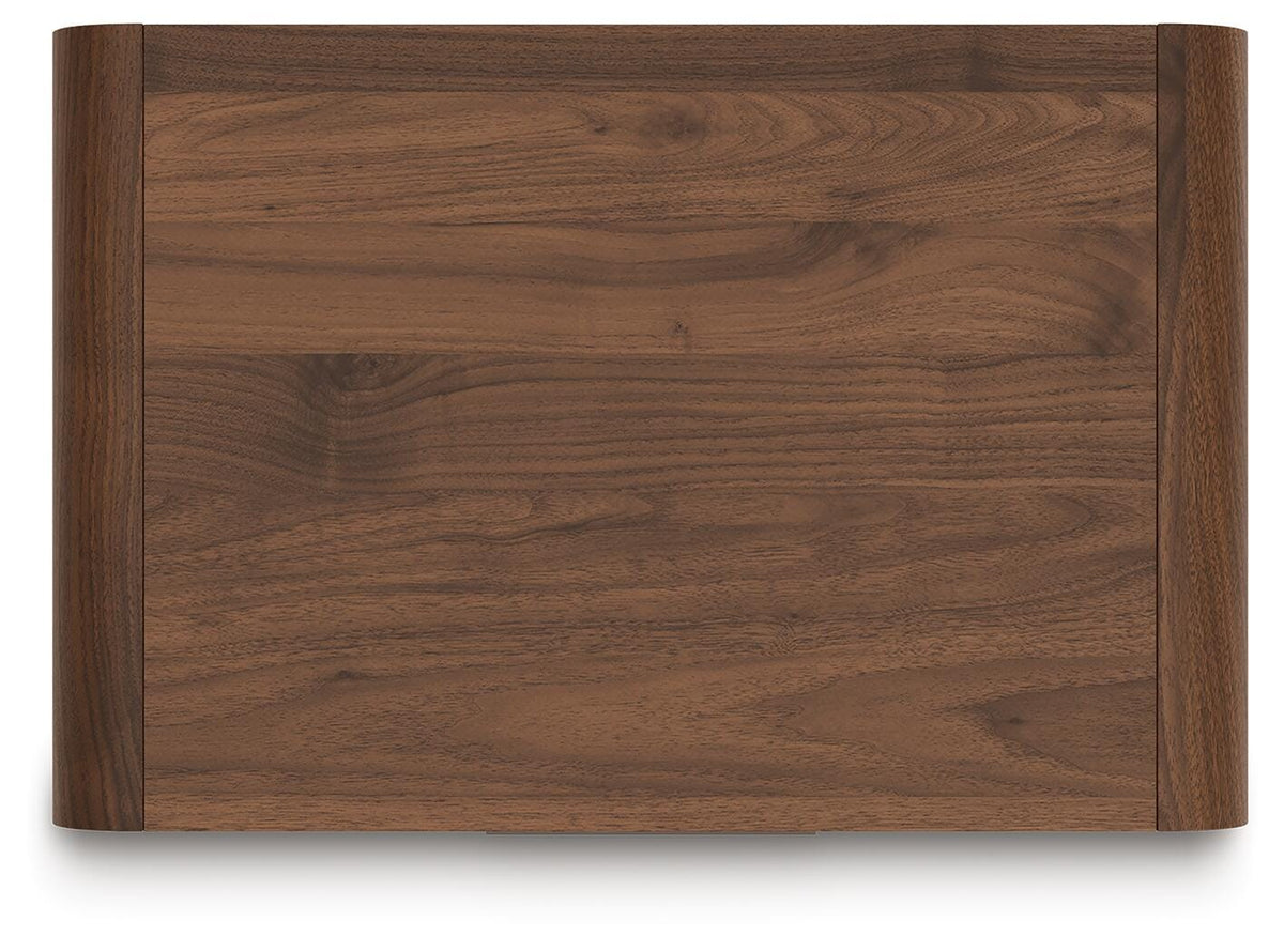 Sinclair King Panel Bed and 2 Nightstands