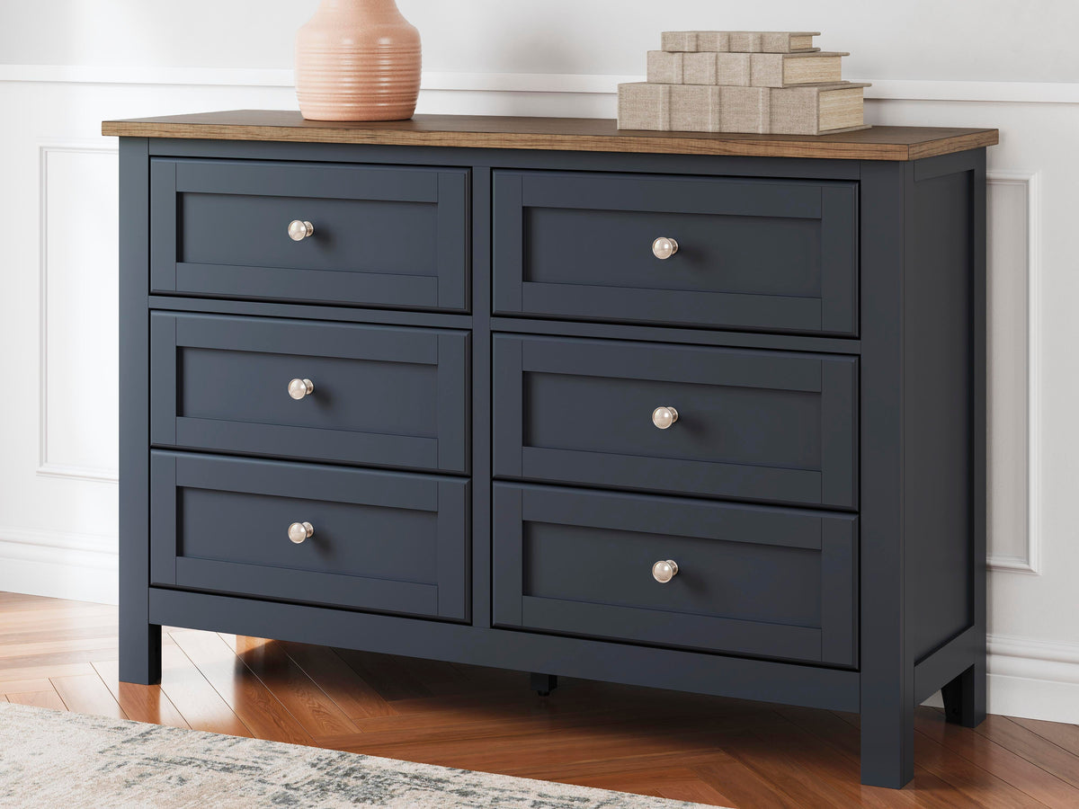 Nexa Dresser