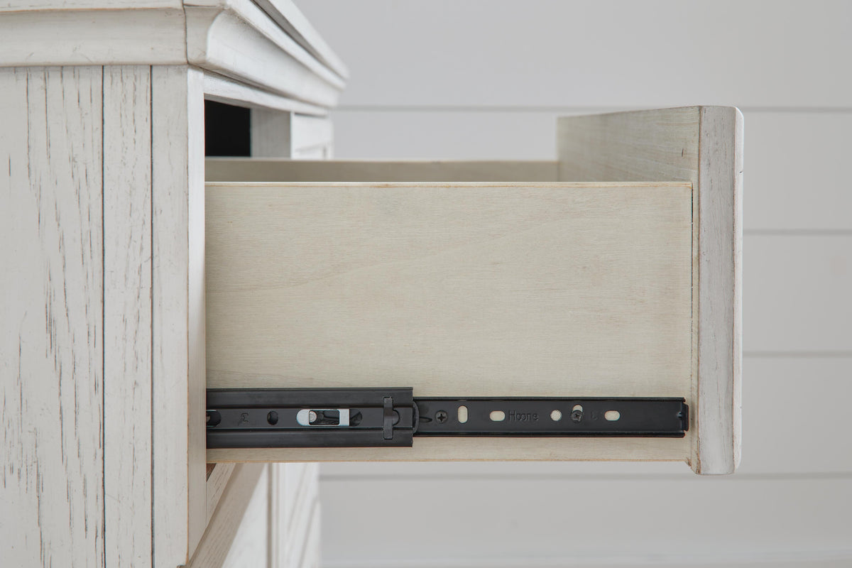 Hadley Nightstand II