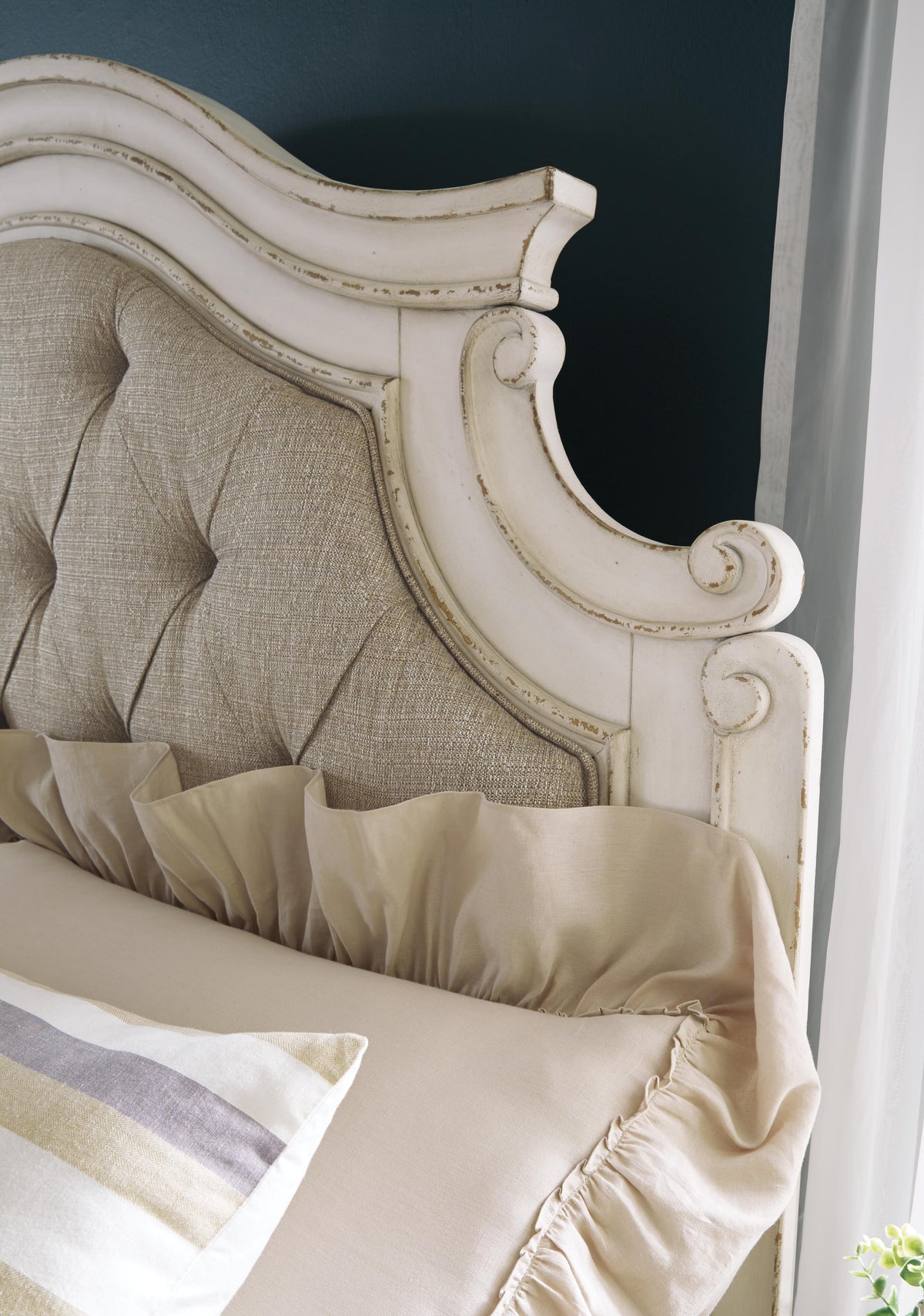 Barnwell Queen Upholstered Panel Bed