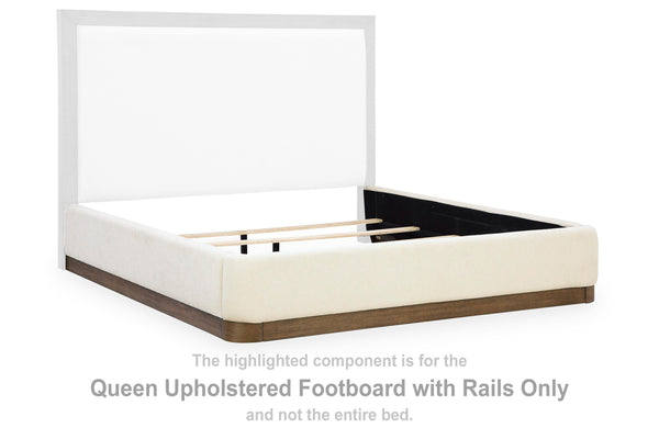 Hennington Queen Upholstered Footboard with Rails