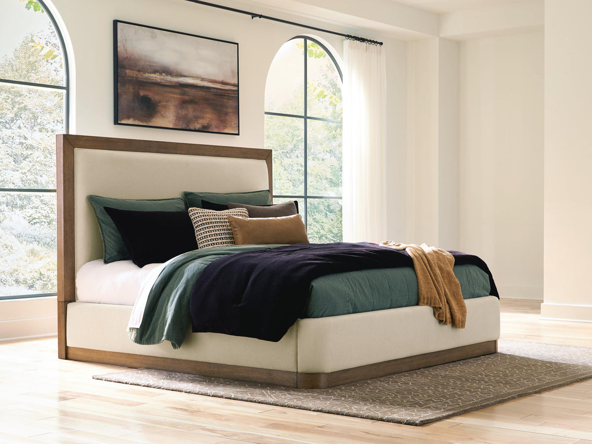 Halyard King Upholstered Bed in Medium Brown