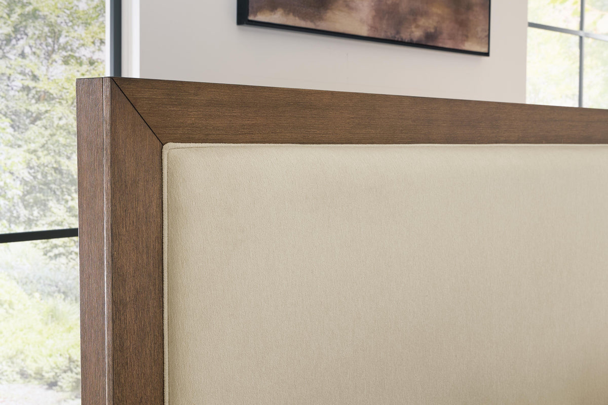 Halyard King Upholstered Bed in Medium Brown