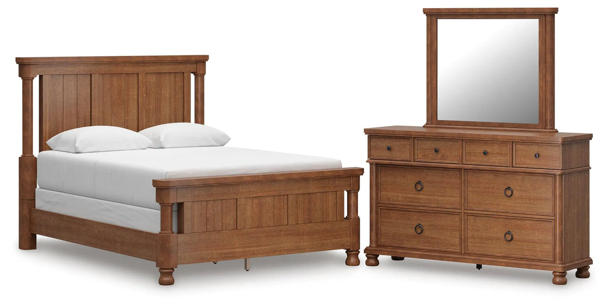 Hollis Queen Poster Bed with Dresser and Mirror II