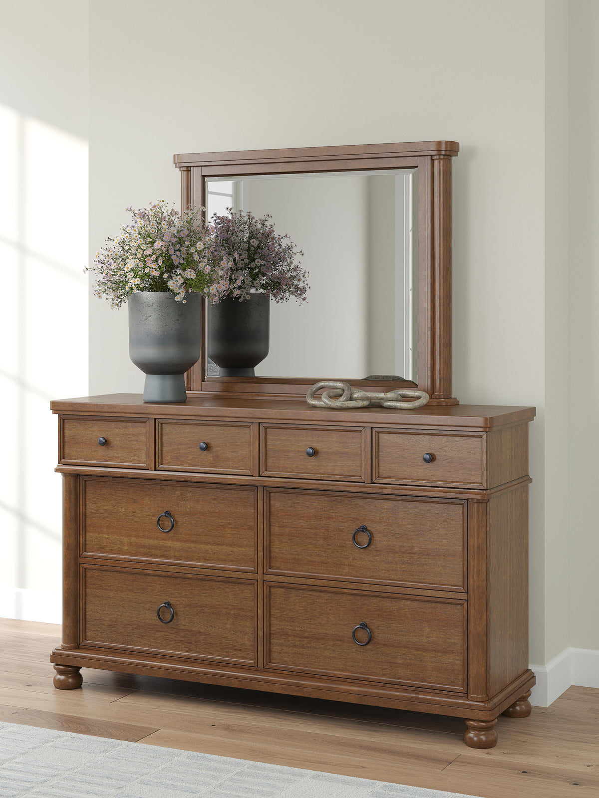 Winslow Vale Queen Poster Bed with Dresser and Mirror II