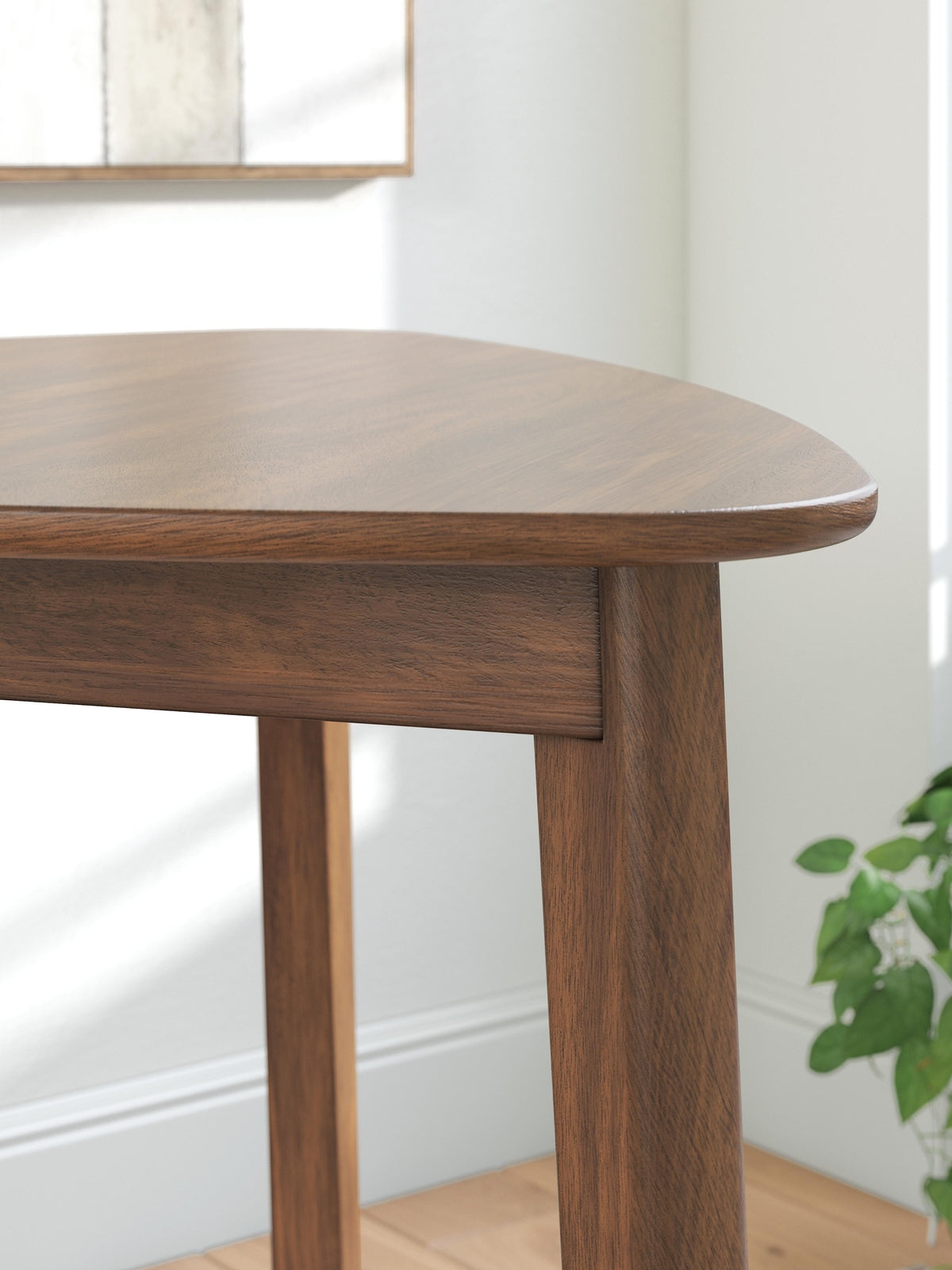 Winslow Park Dining Table