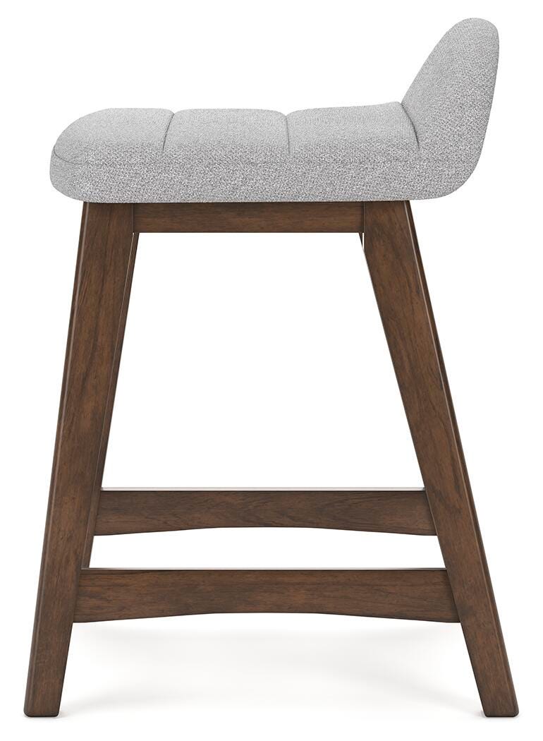 Roscoe Counter Height Dining Table and 4 Barstools
