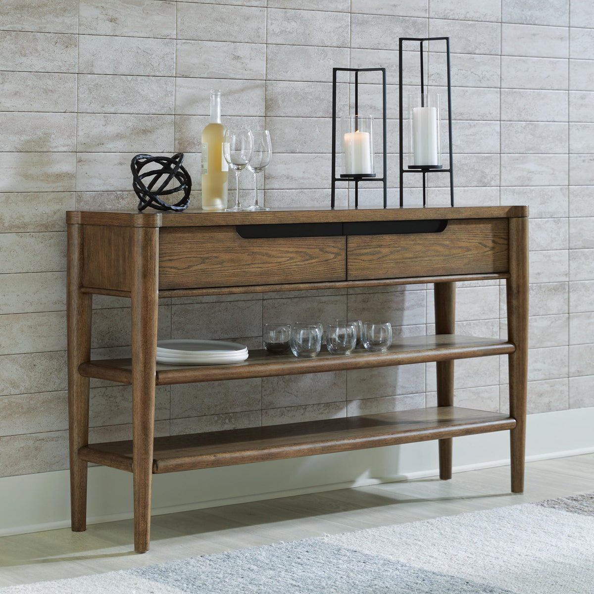 Delano Dining Server
