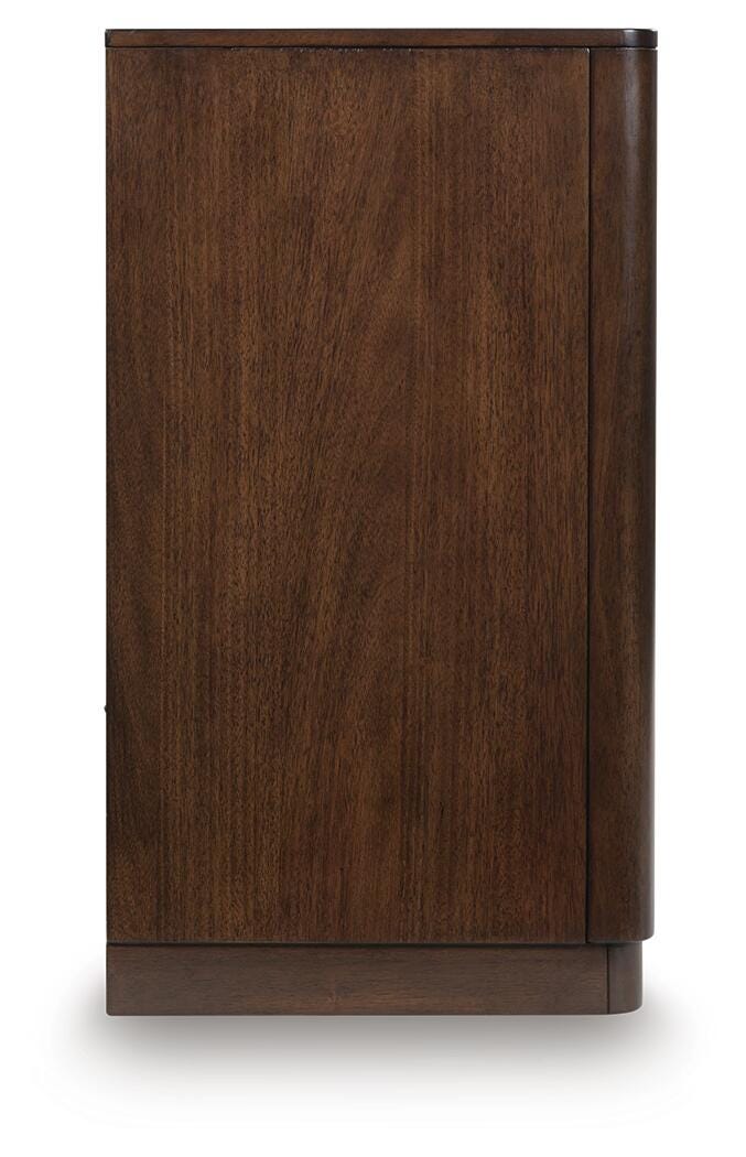 Whitcombe Dining Server