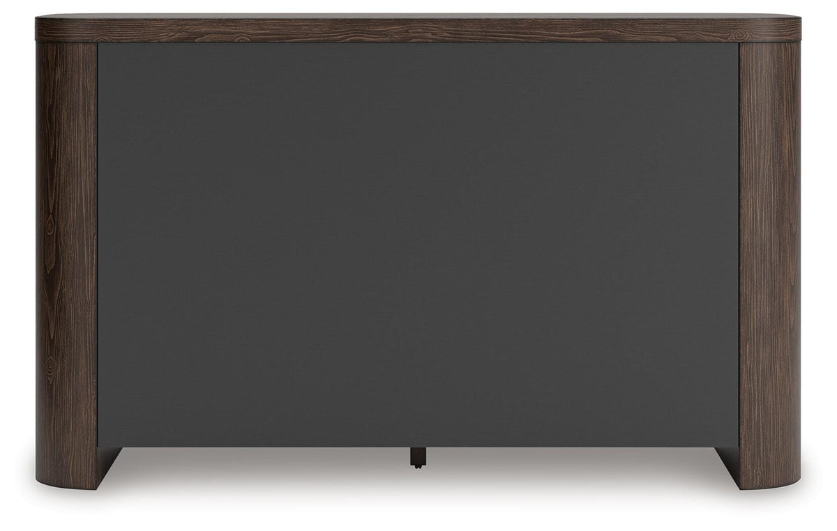 Solenne Dining Server