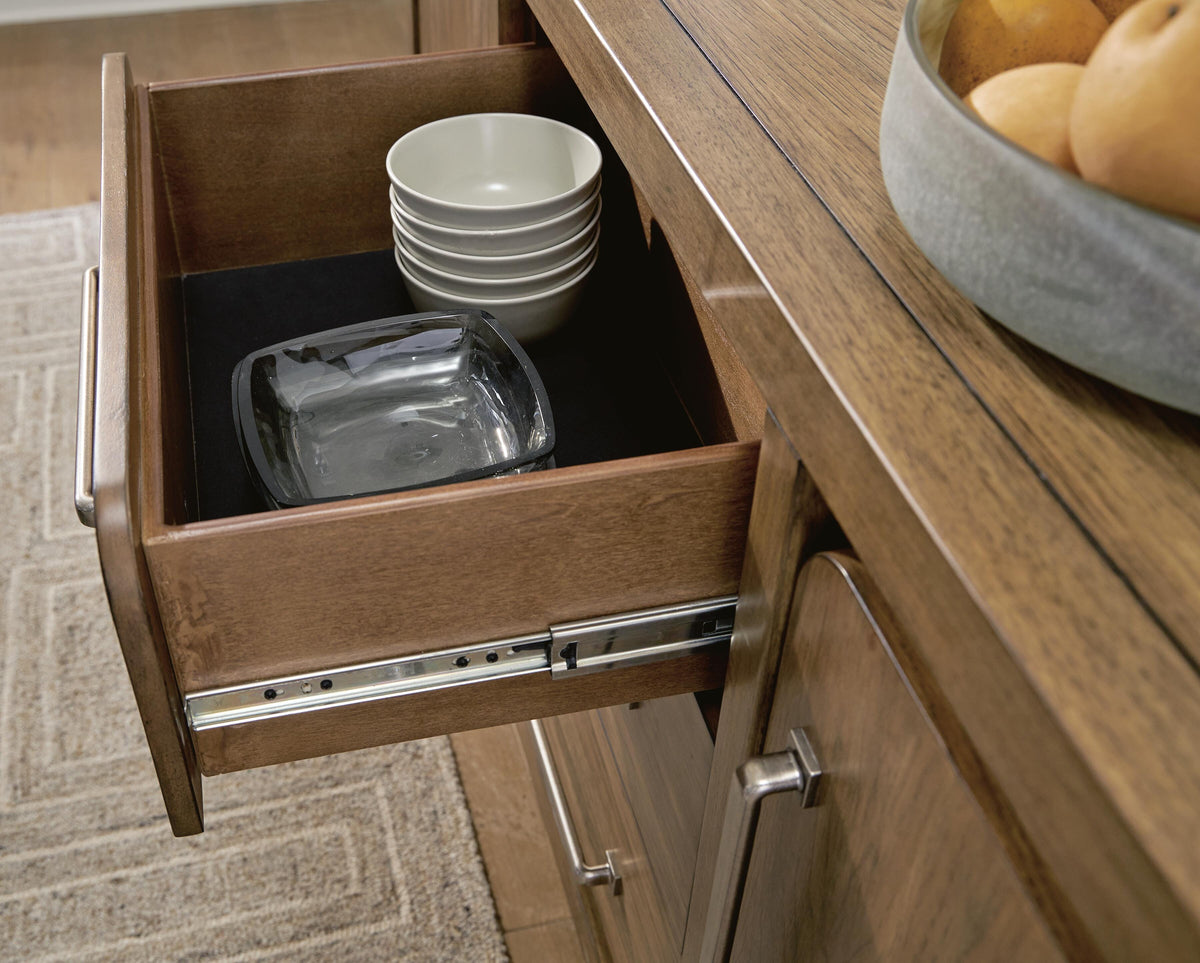 Merrigan Dining Server