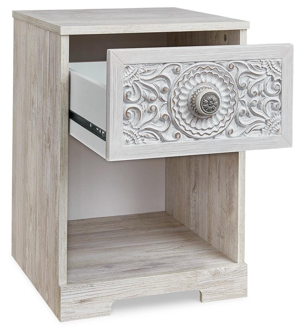 Bawley Vale Nightstand