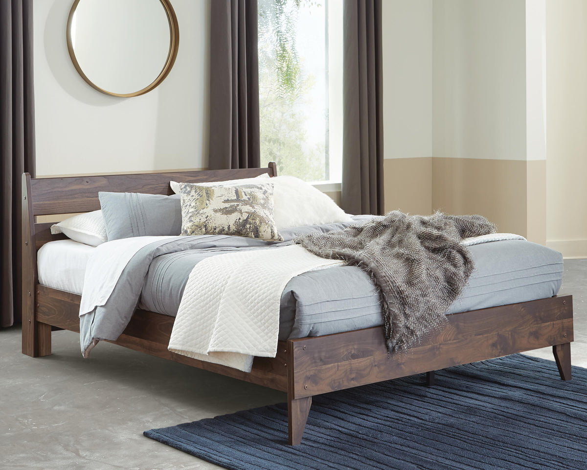 Kade Bay Full Panel Platform Bed