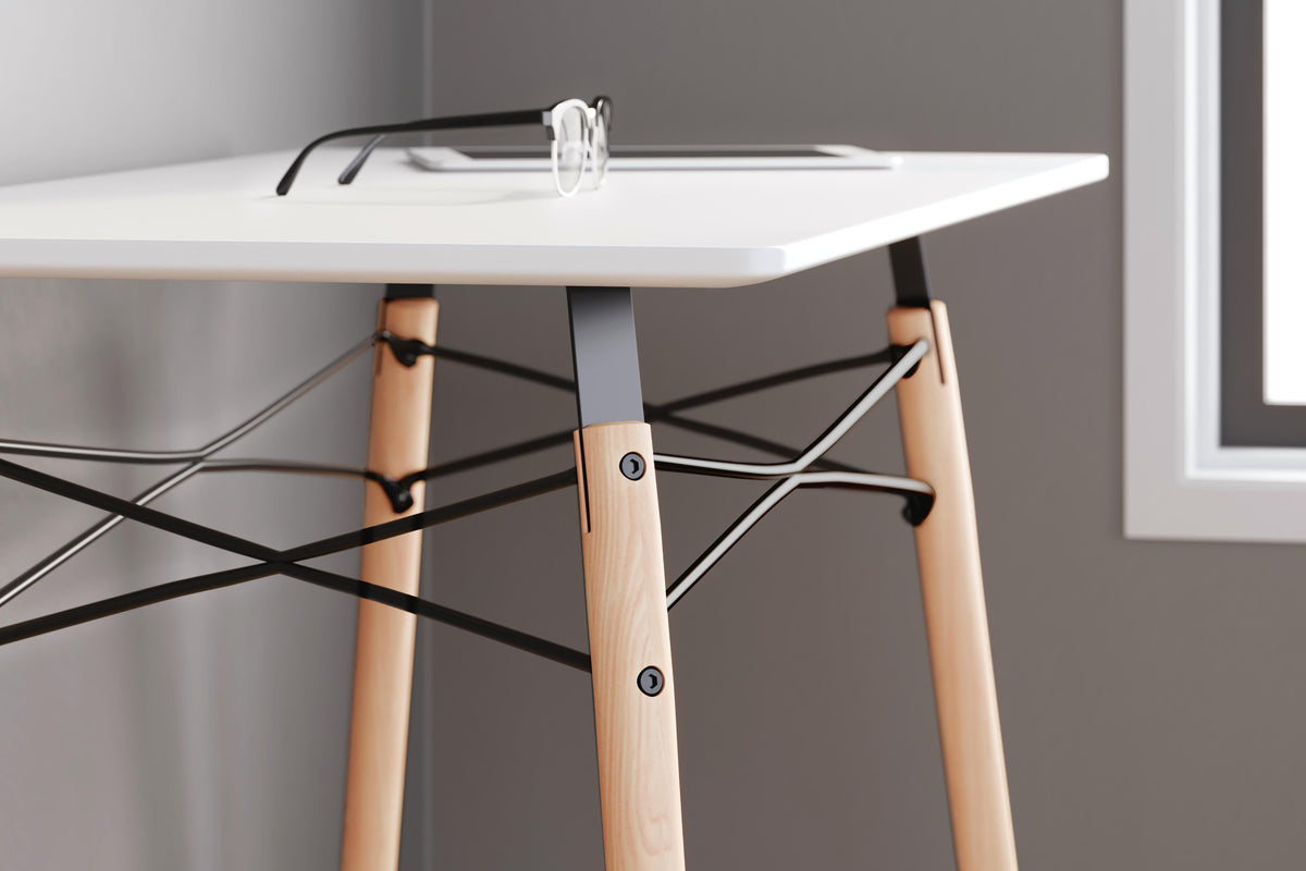 Kelvex Home Office Desk in White/Natural