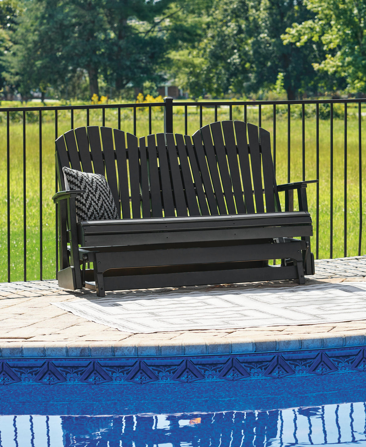 Kiama Park Outdoor Glider Loveseat in Black