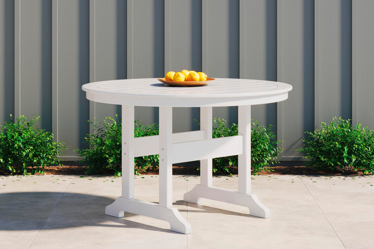 Valdressa Outdoor Dining Table
