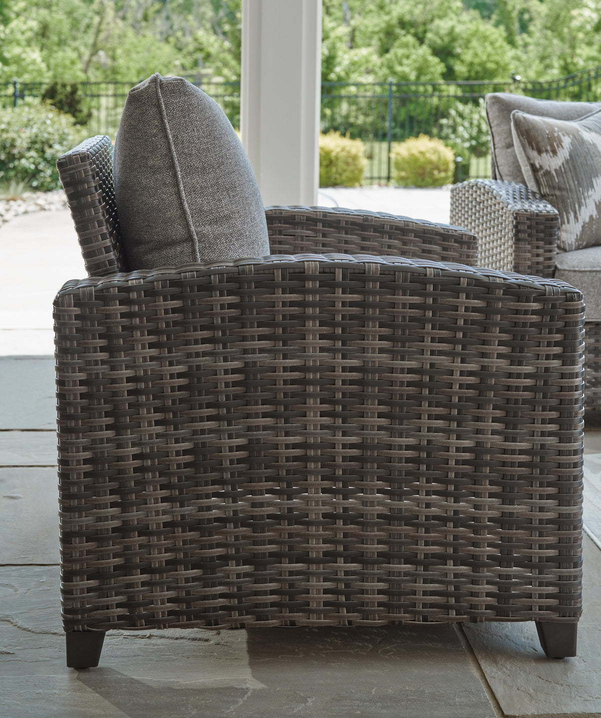 Corvo Bay Outdoor Sofa/Chairs/Table Set (Set of 4)