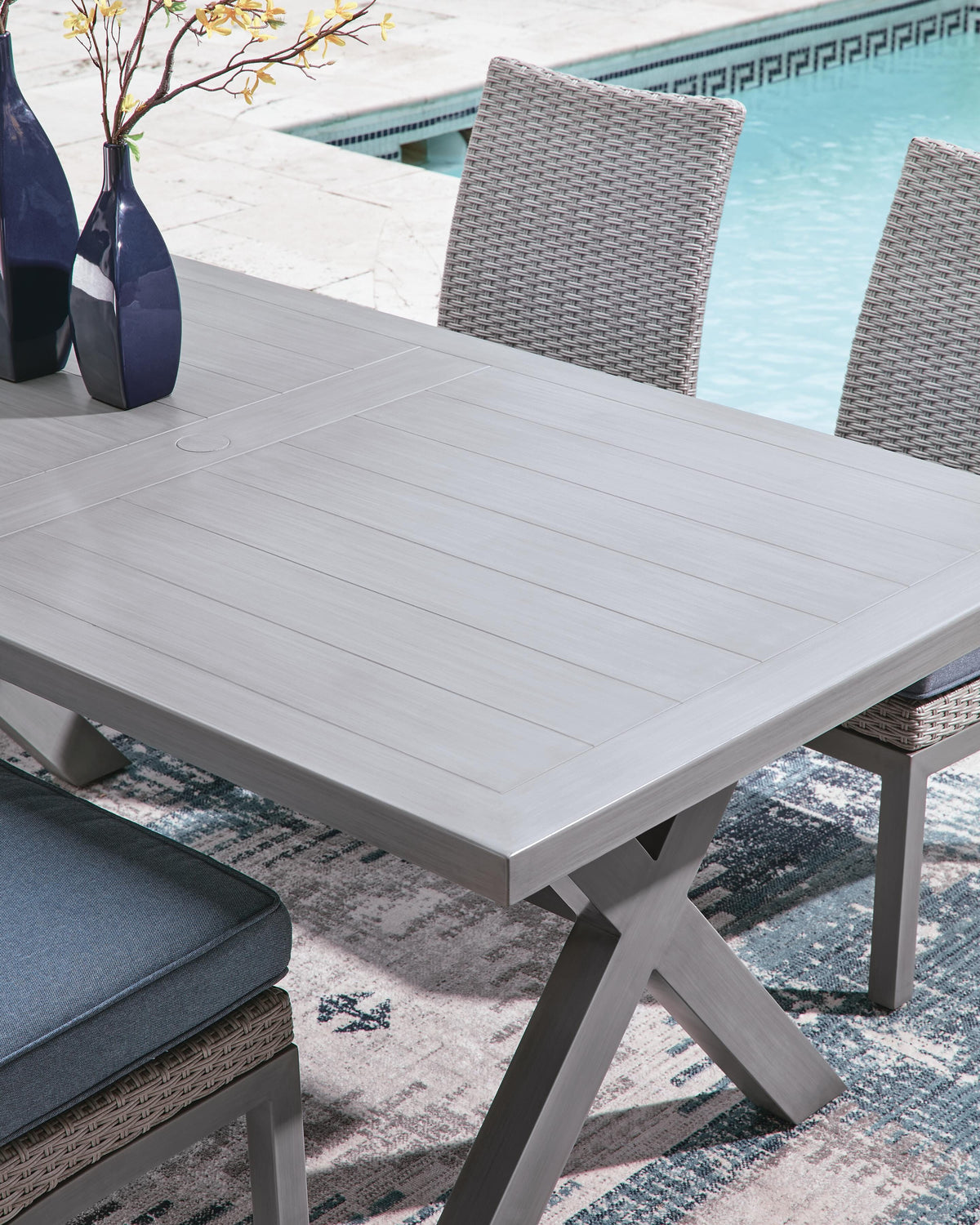 Kellan Bay Outdoor Dining Table