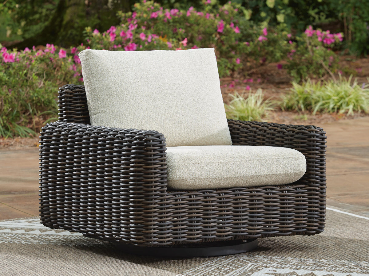 Isolde Outdoor Swivel Lounge Chair