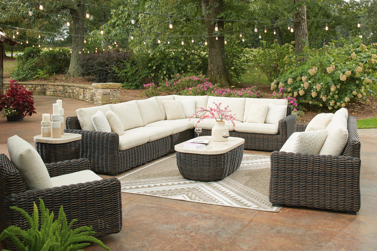 Isolde Outdoor Swivel Lounge Chair