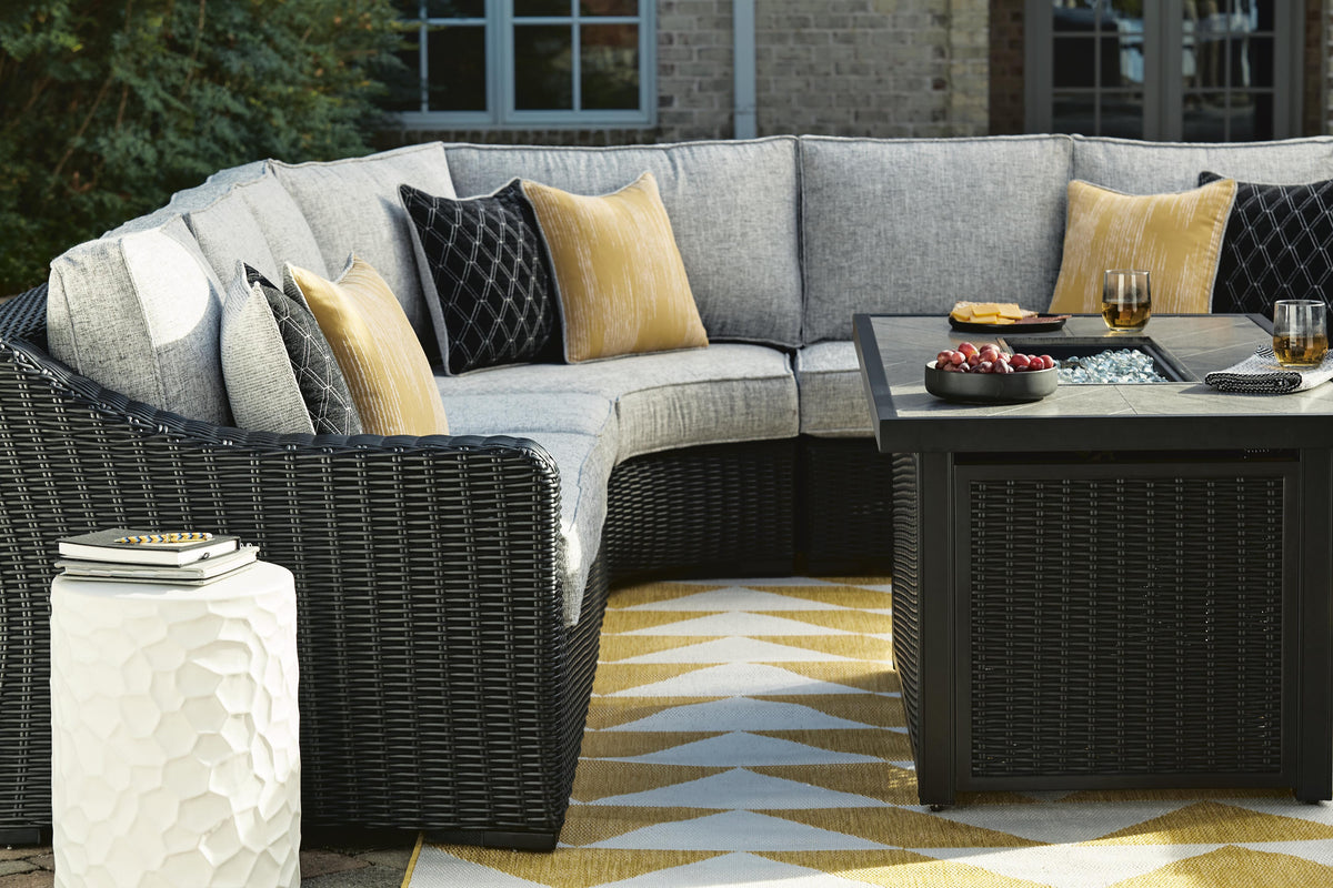 Tallowood 3-Piece Outdoor Sectional